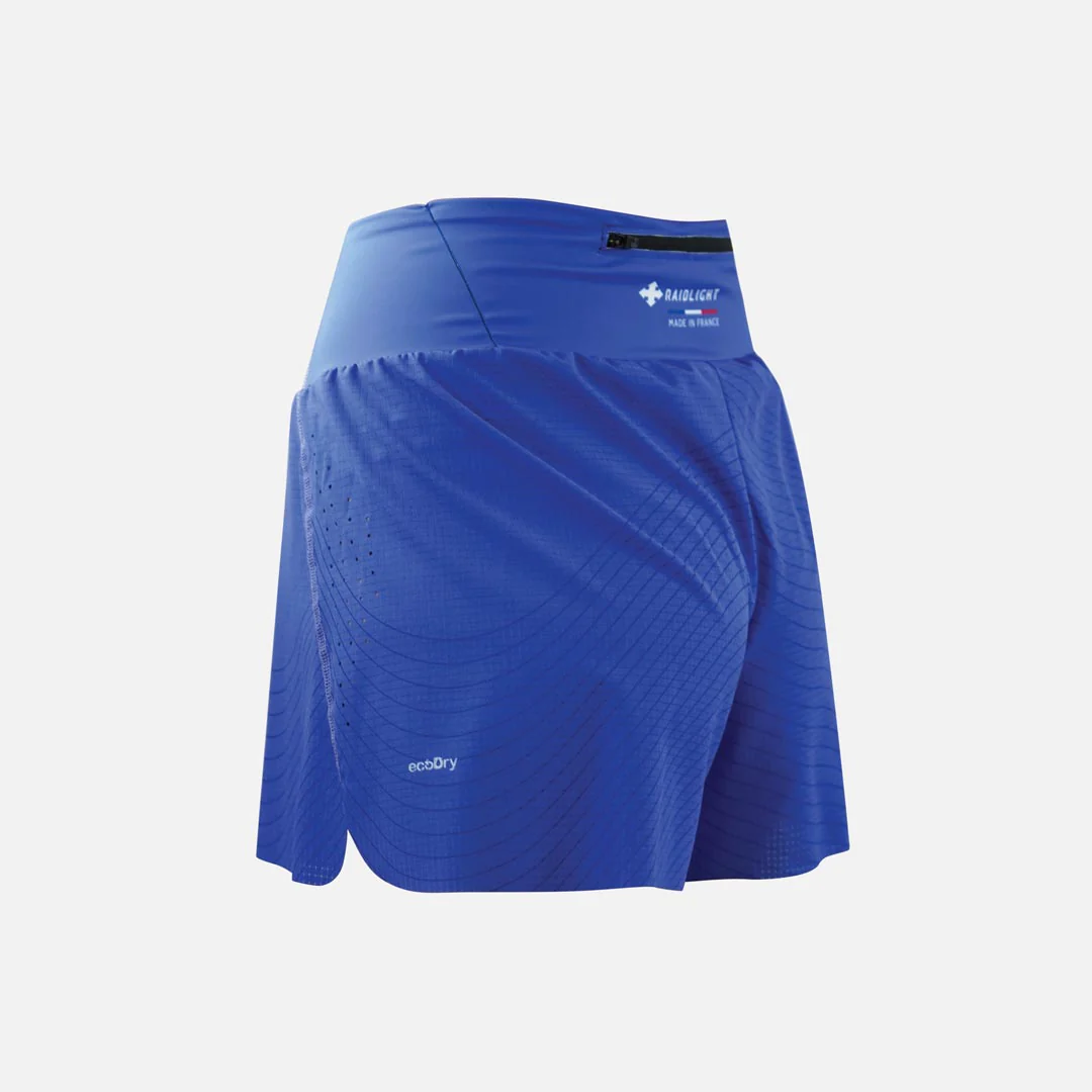 Saia desportiva azul com bolso na cintura e detalhes de textura e texto