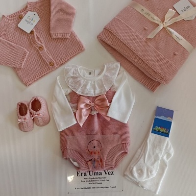 Conjunto saída maternidade menina