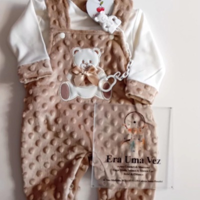 Jardineira pipoca para bebé