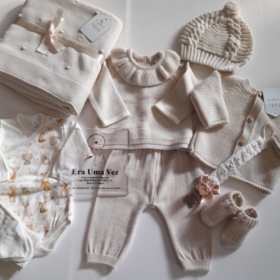 Conjunto saída maternidade bebé