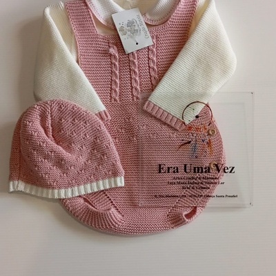 Fofo de bebé e gorro