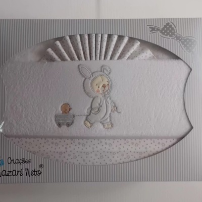 Jogo lençóis next to me bebé coralina