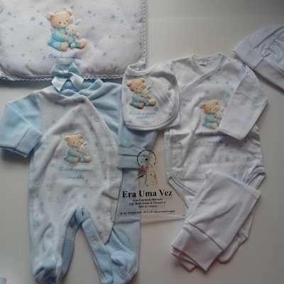 Primeira roupinha ursinho e coelho