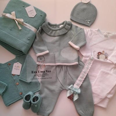 Conjunto saída maternidade bebé