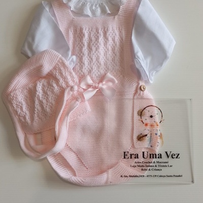 Fofo e blusa de bebé