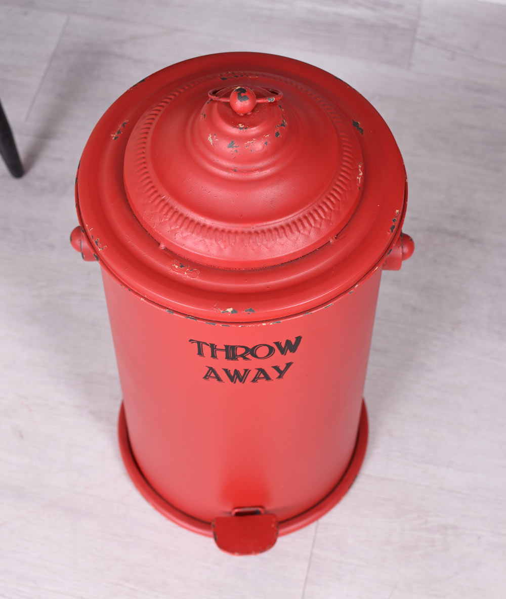 Lixeira vintage retro