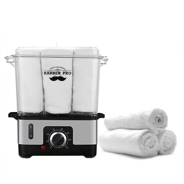 Aquecedor de toalhas silver e preto com toalhas brancas enroladas dentro e ao lado