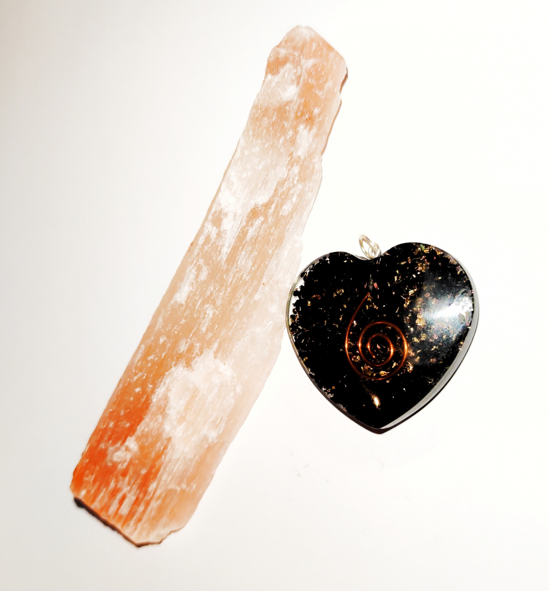 Colar Orgonite - Shungite Coração