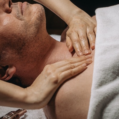 Ignae - Hidra-Energetic facial for Men (50 min)