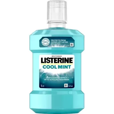 Frasco azul claro de Listerine Cool Mint