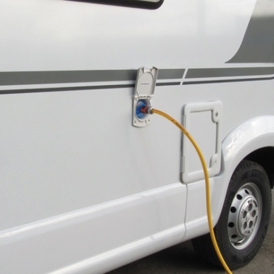 Conector universal de enchimento de água