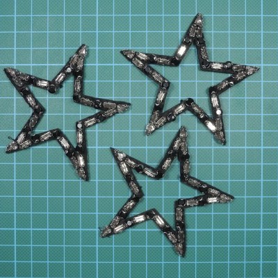 Aplicação Estrela 8cm Base Feltro com Cola e pedras Cosidas