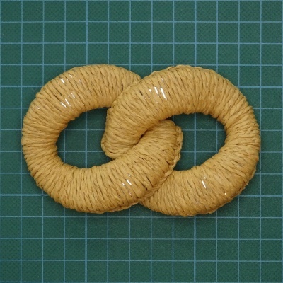 Aplicação 2Elos Corrente Plástica Revestida com Cordão 6,7x10,5cm