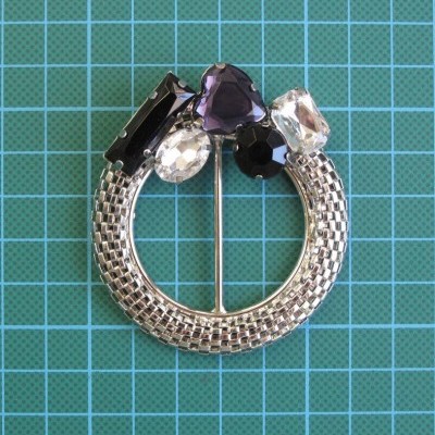 Passador Metálico 3,5 cm com Pedras