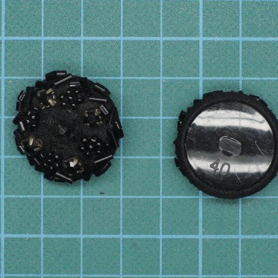 Botão de Pé Plástico c/Missangas