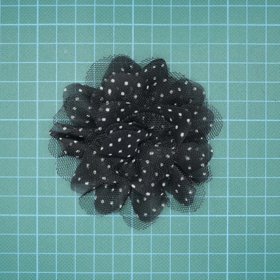 Flor de tecido com Pintas e Tule 8cm