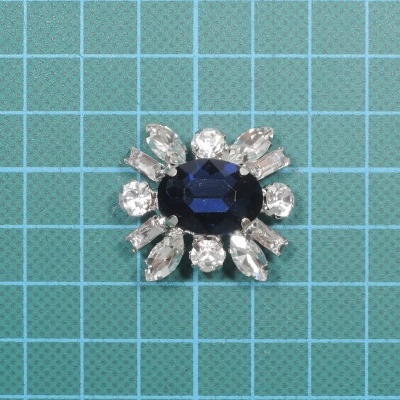 Pregadeira Metálica com Pedras 3,3cm x 2,5cm