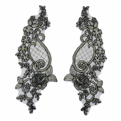 Par de Aplicações Bordadas com Cordão e Lurex sobre Base de Tule 30,5cm x 12,5cm