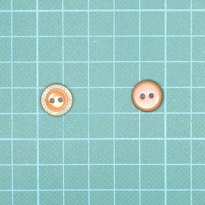 Botão 2 Furos Plástico c/Aro Metálico 12,5mm 20L Laranja /OR