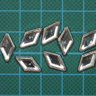 Tacha Losango 8mm x 14mm com Pedra Termocolante