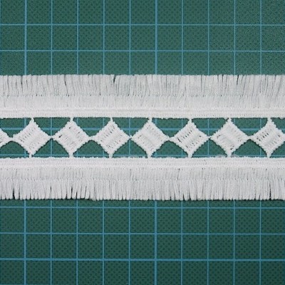 Entremeio 4,7cm com Losangos e Franjas