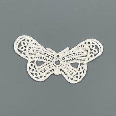 Borboleta Rendada 6,5cm x 11,7cm