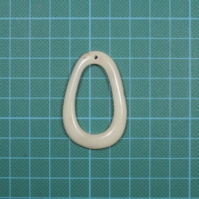 Argola Penduro em forma de Gota