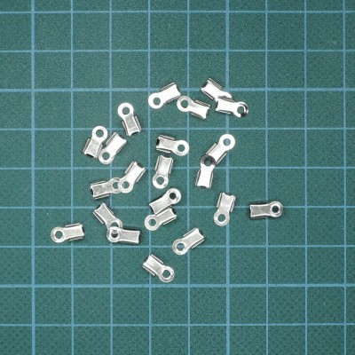 Remate metálico 5mm x 9mm interior 4mm Prateada