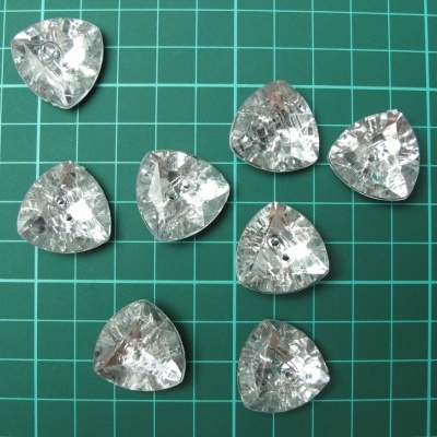 Botão Brilhante Triangular 23 mm