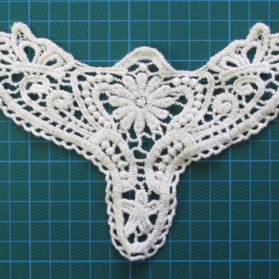 Aplicação Rendada 12x21cm