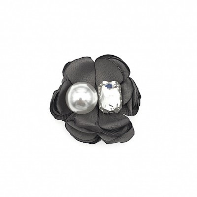 Flor de Tecido 4cm base de Feltro com Pedra e Pérola Cosida