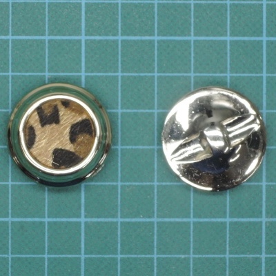 Botão de Pé Plástico com Pêlo 29mm