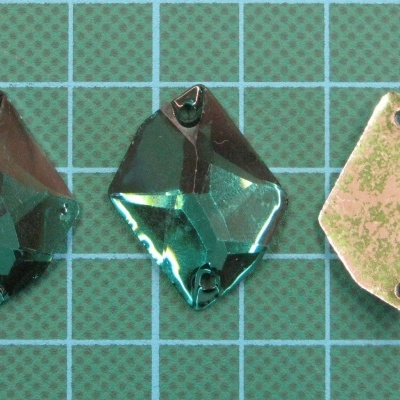 Pedra Resina Irregular 21x26mm FB Cor_A65