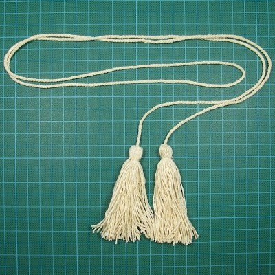 Cordão c/Borlas 7cm 100%CO 140cm