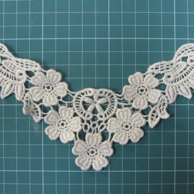 Aplicação Rendada 10cm x 18cm