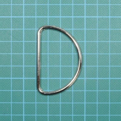 Argola Meia Lua Metálica 5cm