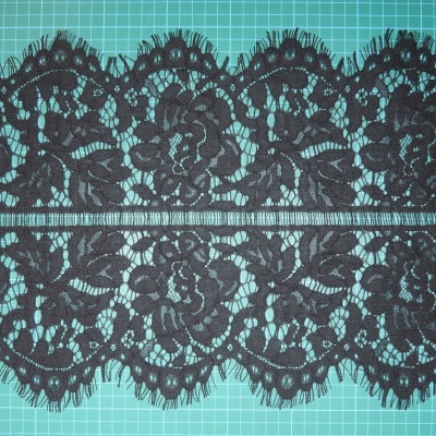 Renda Cilios com Cordão 28cm Peças 2,73mt