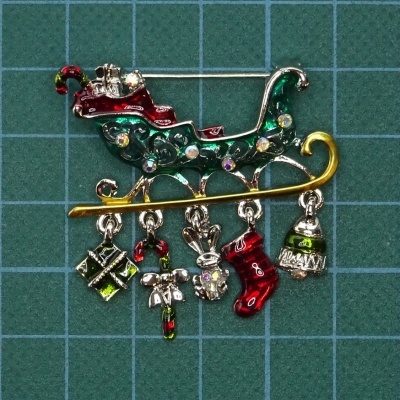 Pregadeira Metálica Trenó 4,2x4,4cm NK/Cores