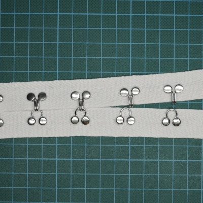 Fita com Colchetes Latão 20mm