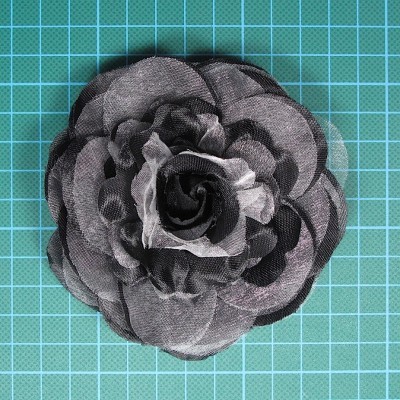 Pregadeira Flor em Organza e Cetim 10cm