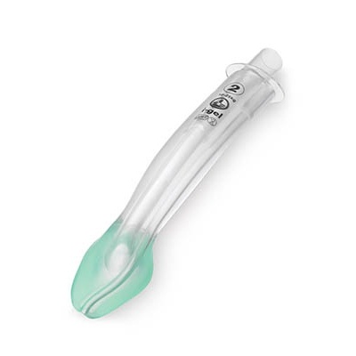 Tubo orofaríngeo transparente com extremidade verde em fundo branco