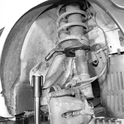 COMPAC - ACESSÓRIOS P/MACACO UNIVERSAL - SUPORTE MCPHERSON