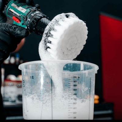 ESCOVA DE DETALHE K2-CAR COM APLIQUE PARA BERBEQUIM