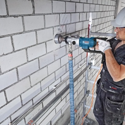 Berbequim de diamante GDB 180 WE