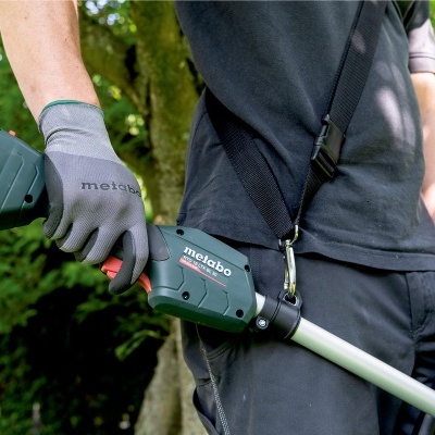 Aparador de relva sem fio RTD 18 LTX BL 30