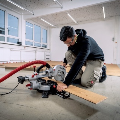 Serra de corte transversal KGS 216 M