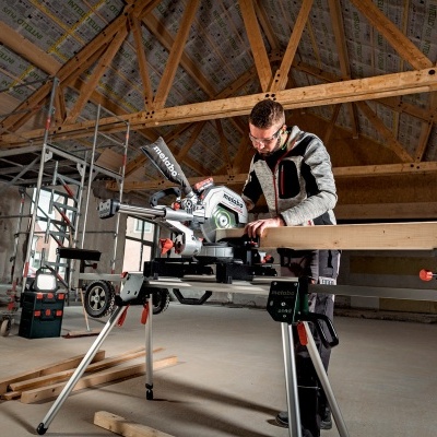 Serras de esquadrias sem fio KGS 18 LTX BL 305