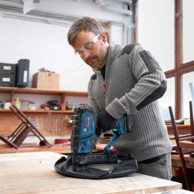 Agrafador de Madeira sem Fio GTH 18V-38 M Profissional