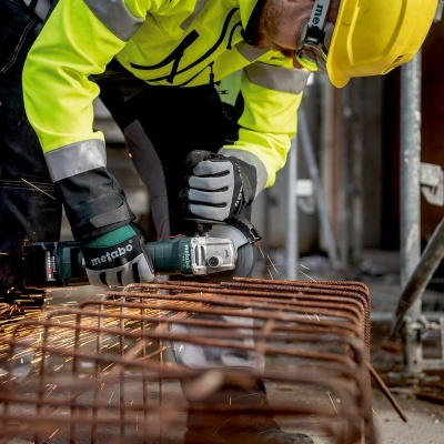 Rebarbadora angular sem fio W 18 7-125