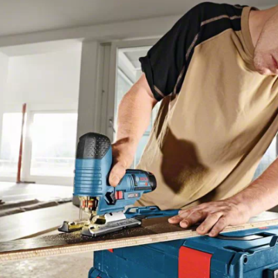 Serra de recorte sem fio GST 12V-70 Profissional